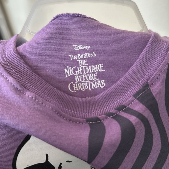 Disney youth The Nightmare Before Christmas graphic T-shirt NWT - Picture 4 of 4